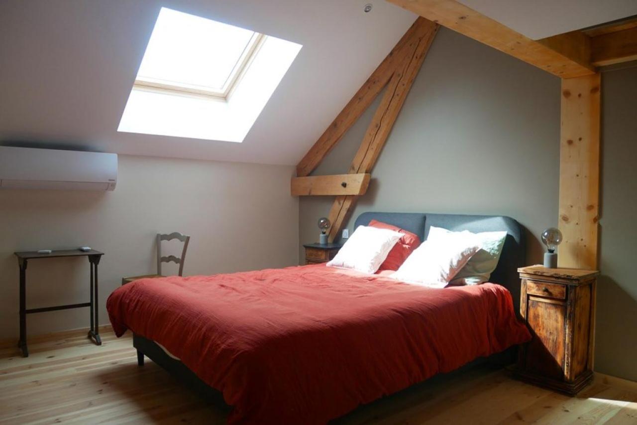 Chambre D Hote La Grange Pommiers-en-Forez 外观 照片