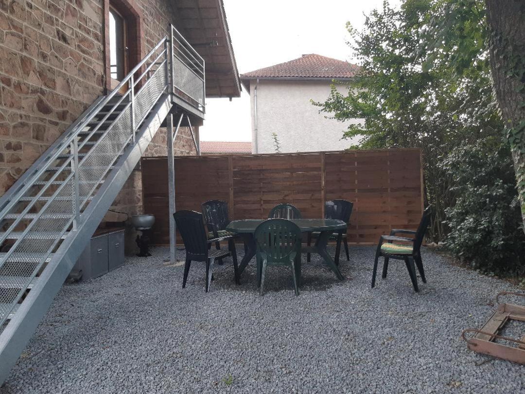 Chambre D Hote La Grange Pommiers-en-Forez 外观 照片