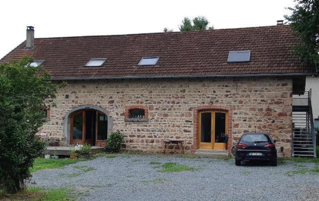 Chambre D Hote La Grange Pommiers-en-Forez 外观 照片